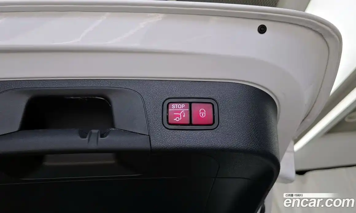 Mercedes-Benz EQC 2020 0.2 гидро, фото 32
