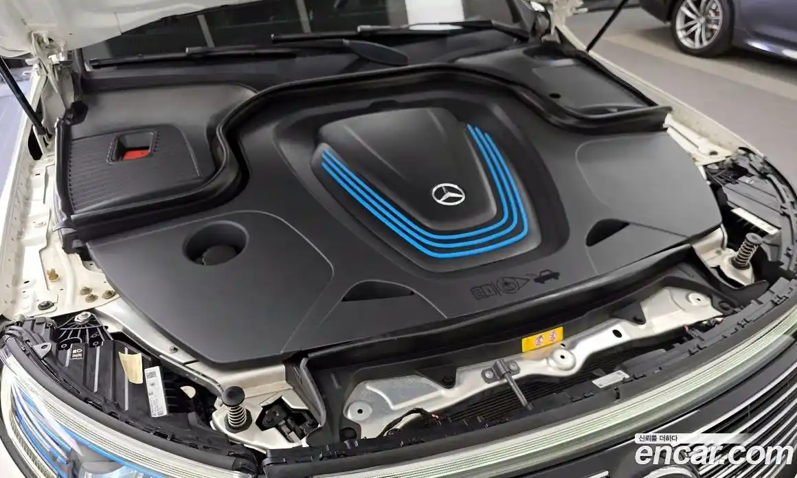 Mercedes-Benz EQC 2020 0.2 гидро, фото 6