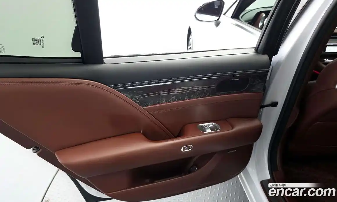 Genesis G90 2025 3.5 гидро, фото 15