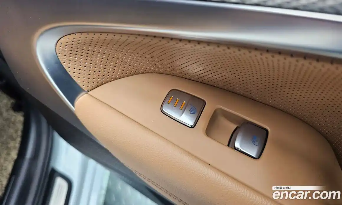 Genesis G70 2021 2.0 автомат (гидро), фото 27