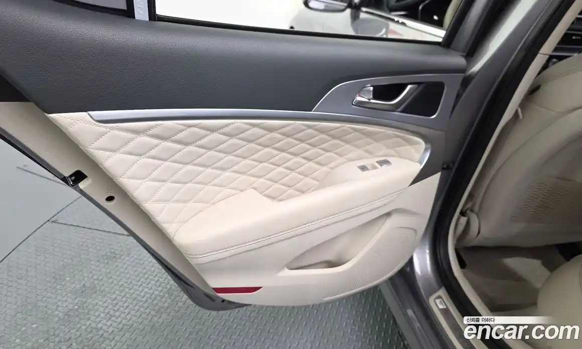 Genesis G70 2019 2.0 автомат (гидро), фото 15