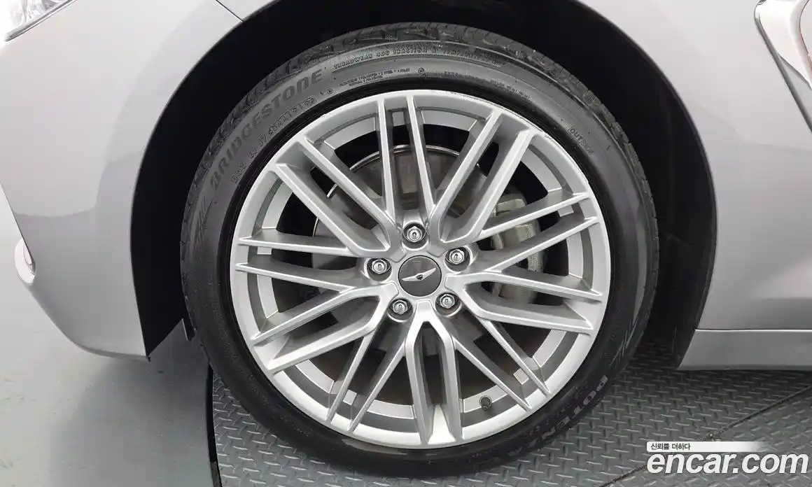 Genesis G70 2019 2.0 автомат (гидро), фото 5