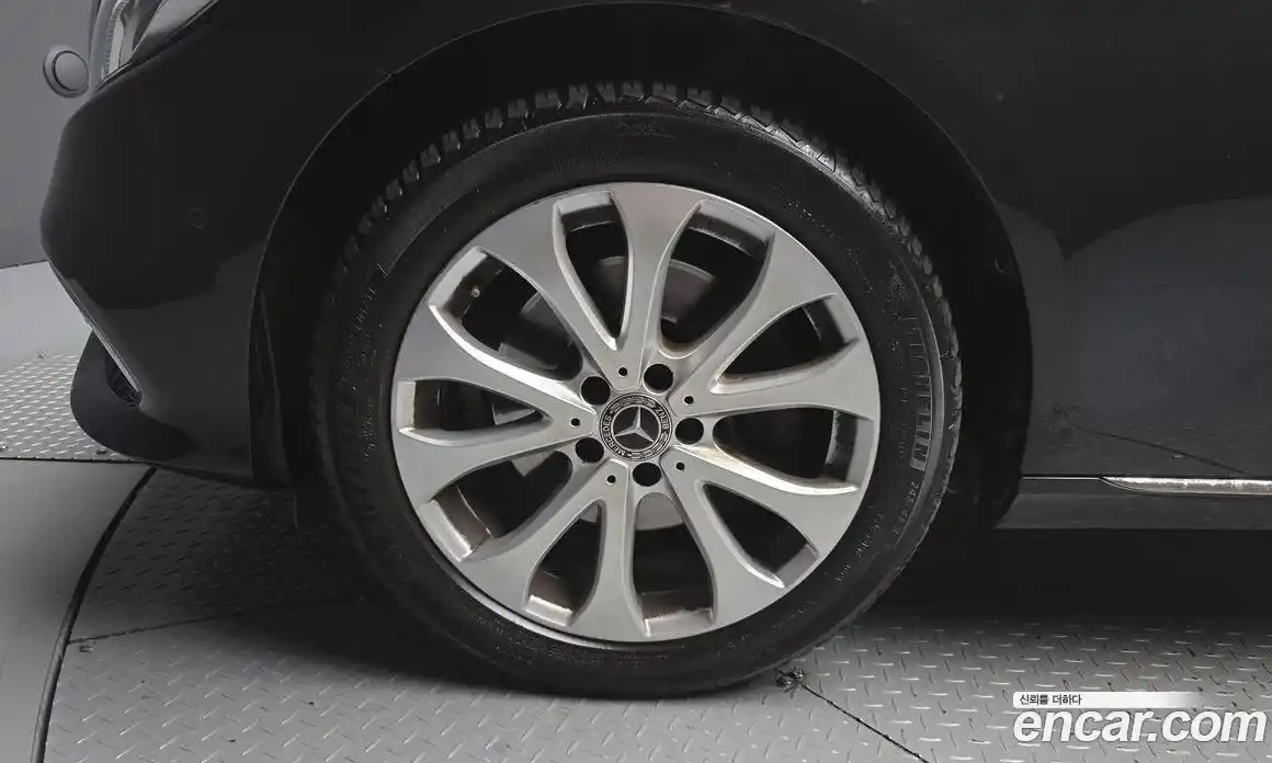 Mercedes-Benz E-Class 2020 1.9 автомат (гидро), фото 5