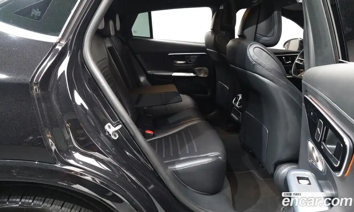 Mercedes-Benz GLC-Class 2024 2.0 гидро, фото 16 Mercedes-Benz GLC-Class 2024 2.0 гидро, фото 16