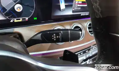 Mercedes-Benz E-Class 2019 2.0 автомат (гидро), миниатюра 12