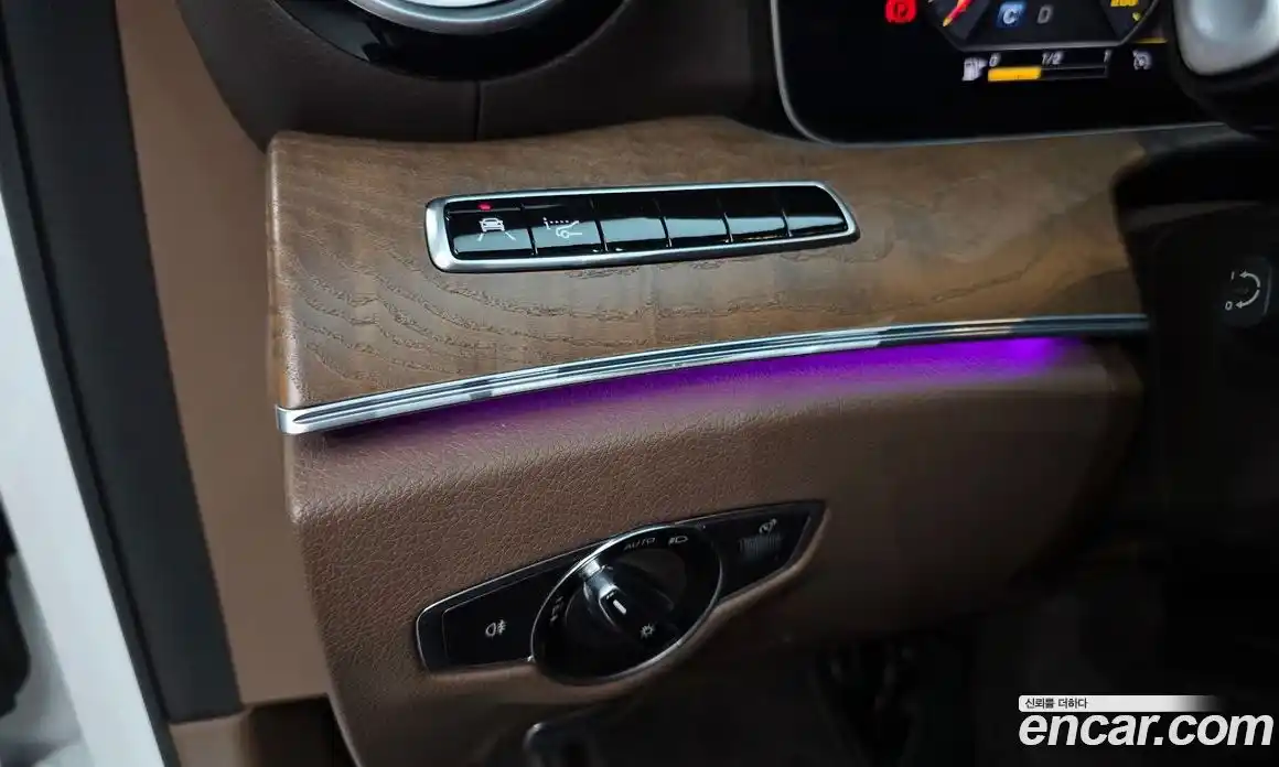 Mercedes-Benz E-Class 2019 2.0 автомат (гидро), фото 24