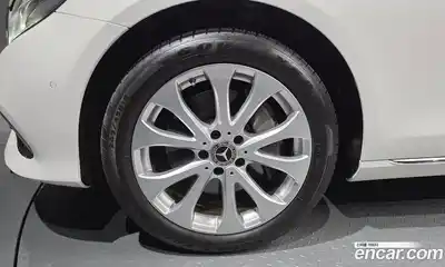 Mercedes-Benz E-Class 2019 2.0 автомат (гидро), миниатюра 5