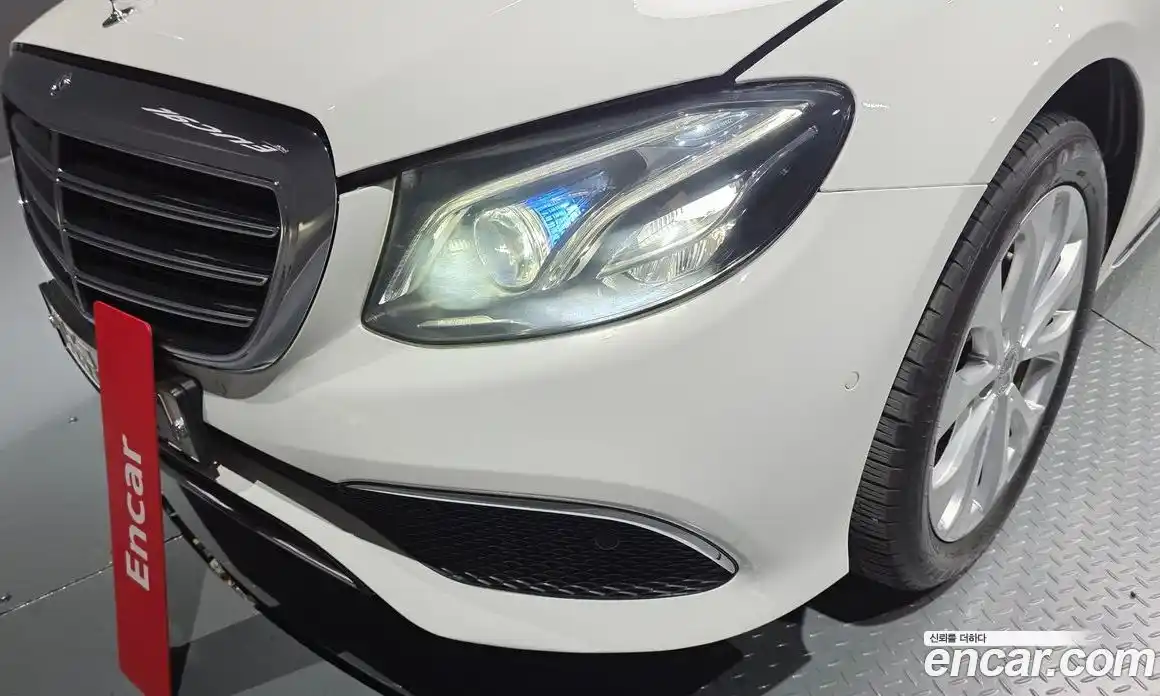 Mercedes-Benz E-Class 2019 2.0 автомат (гидро), фото 8