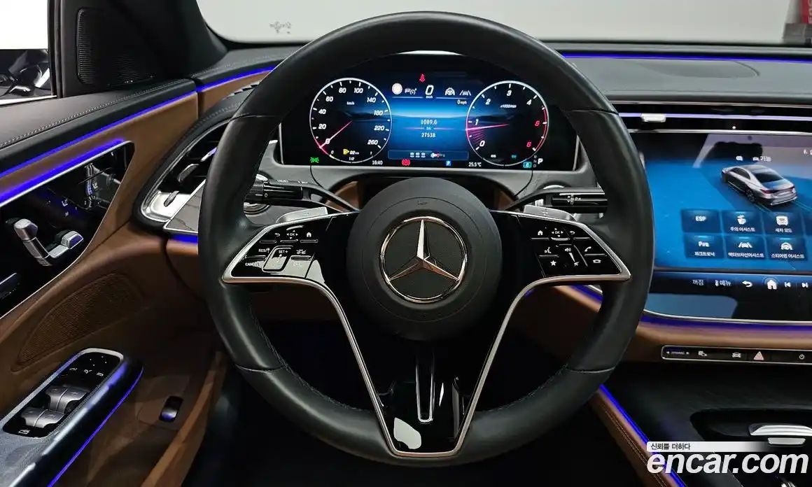 Mercedes-Benz E-Class 2024 2.0 гидро, фото 18