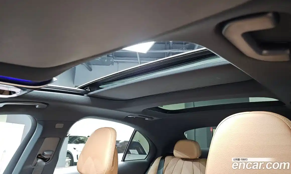 Mercedes-Benz E-Class 2024 2.0 гидро, фото 23