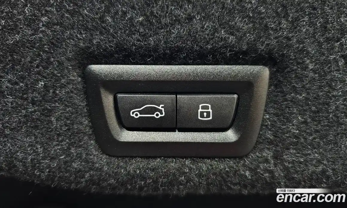 BMW 5-Series 2025 2.0 гидро, фото 23