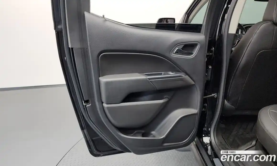 Chevrolet Colorado 2020 3.6 гидро, фото 15