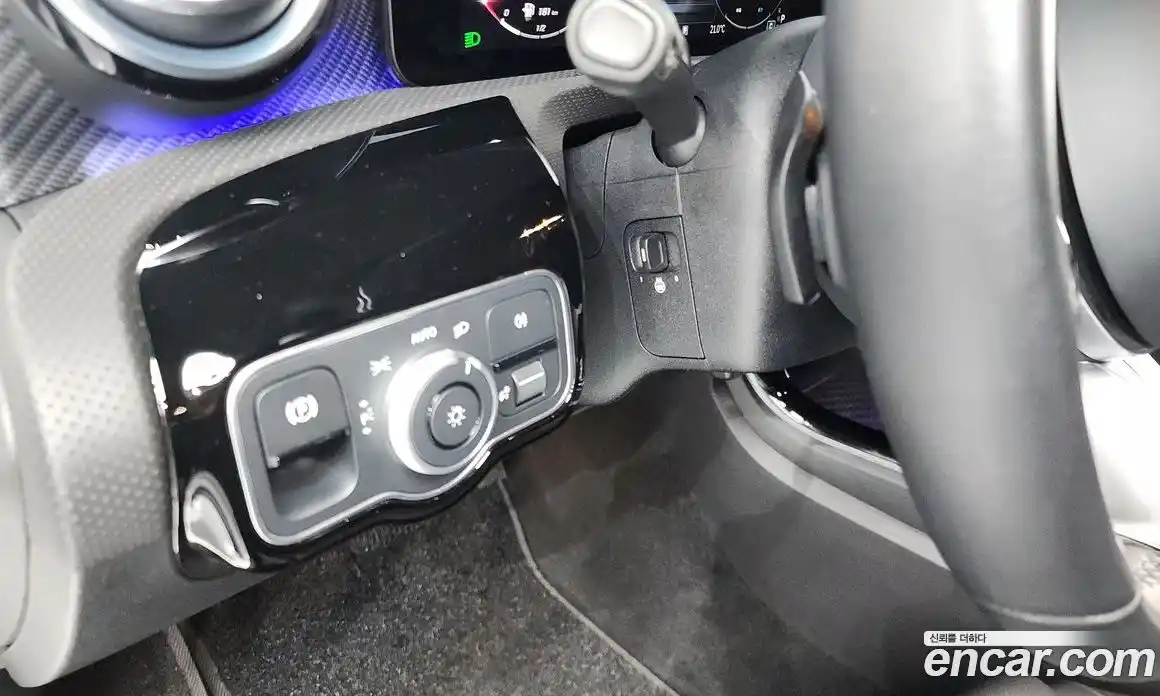 Mercedes-Benz A-Class 2024 2.0 гидро, фото 25