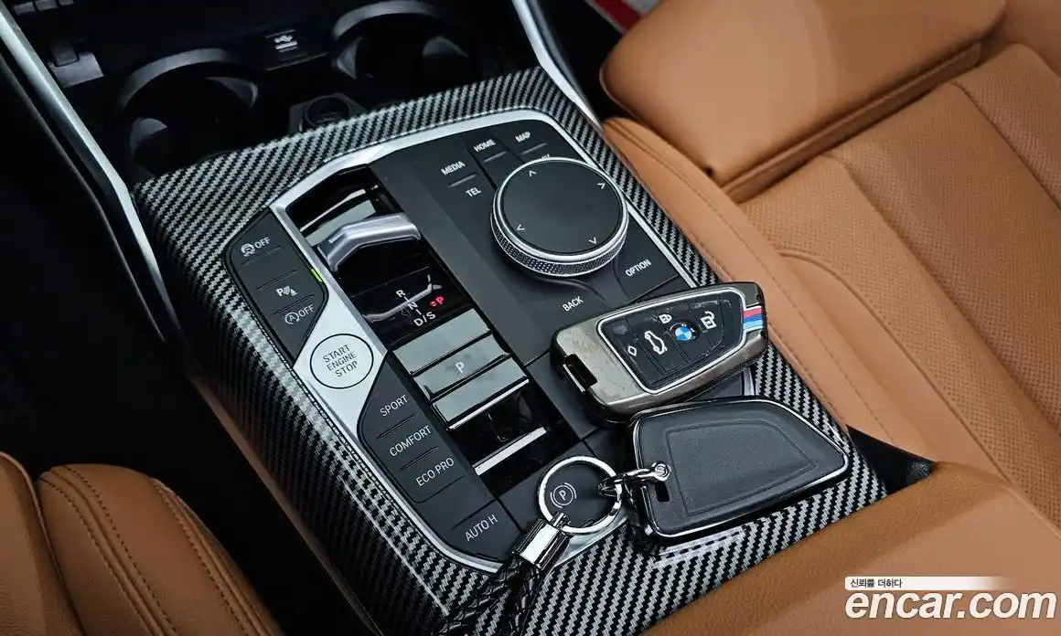 BMW 3-Series 2024 2.0 гидро, фото 12