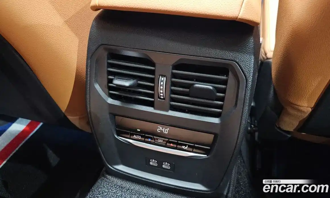 BMW 3-Series 2024 2.0 гидро, фото 33