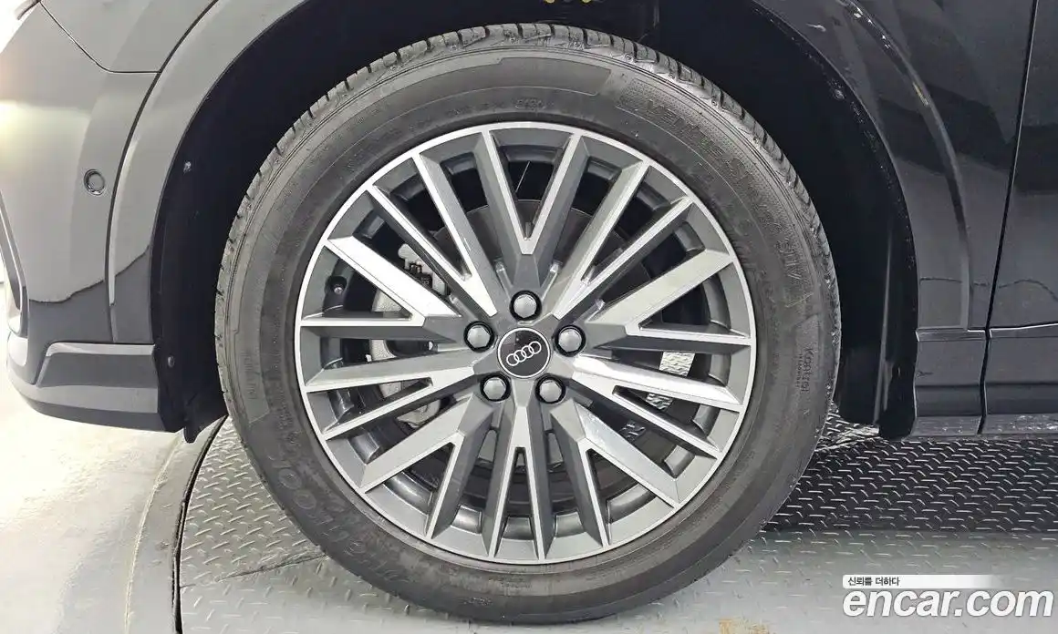 Audi Q3 2025 2.0 гидро, фото 5