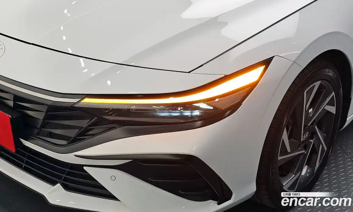 Hyundai Avante 2024 1.6 гидро, фото 7