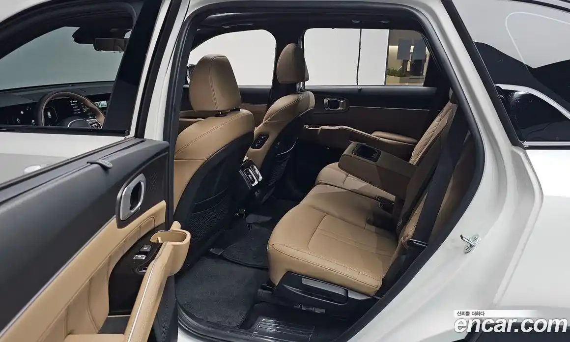 Kia Sorento 2024 1.6 гидро, фото 17