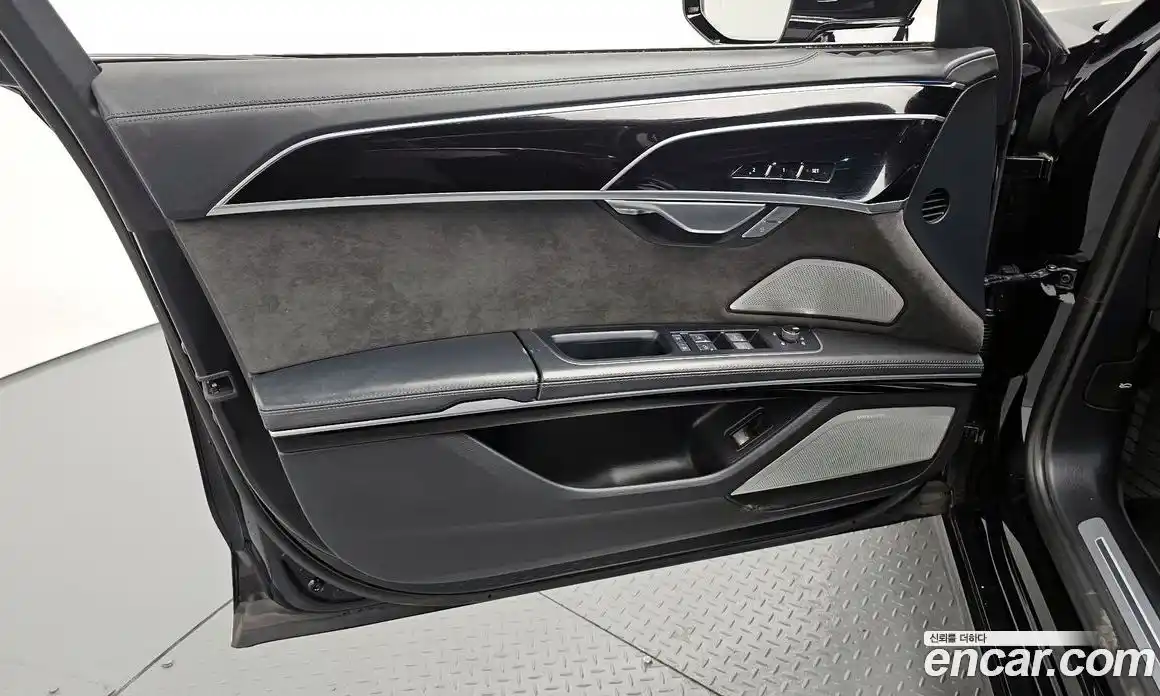 Audi A8 2021 3.0 автомат (гидро), фото 14