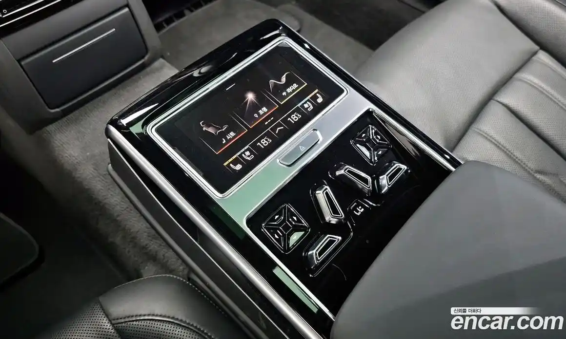 Audi A8 2021 3.0 автомат (гидро), фото 23