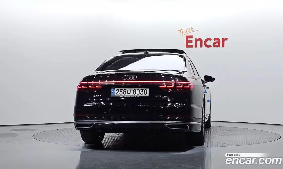 Audi A8 2021 3.0 автомат (гидро), фото 4