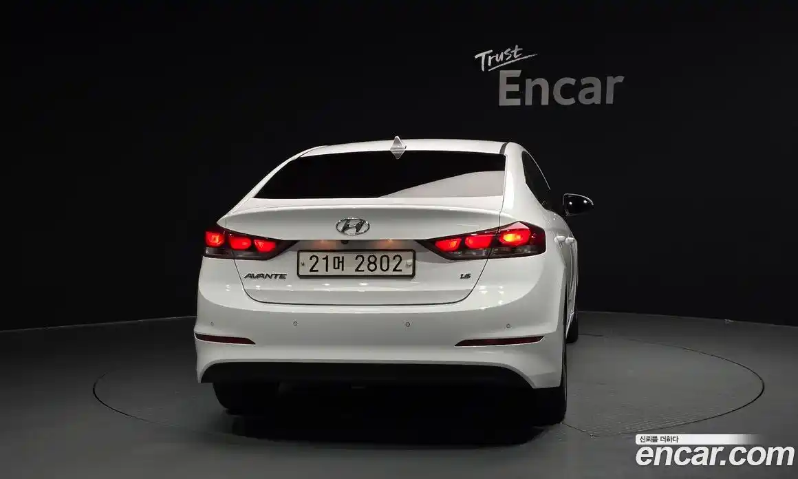 Hyundai Avante 2018 1.6 гидро, фото 4