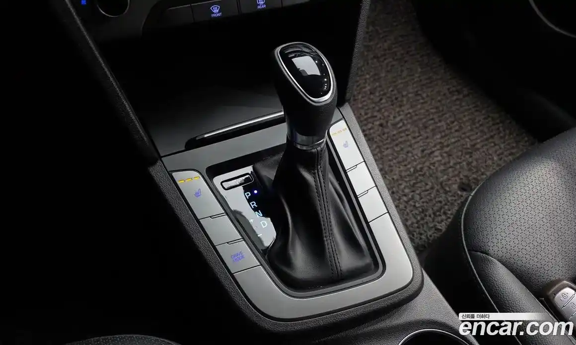Hyundai Avante 2018 1.6 гидро, фото 9