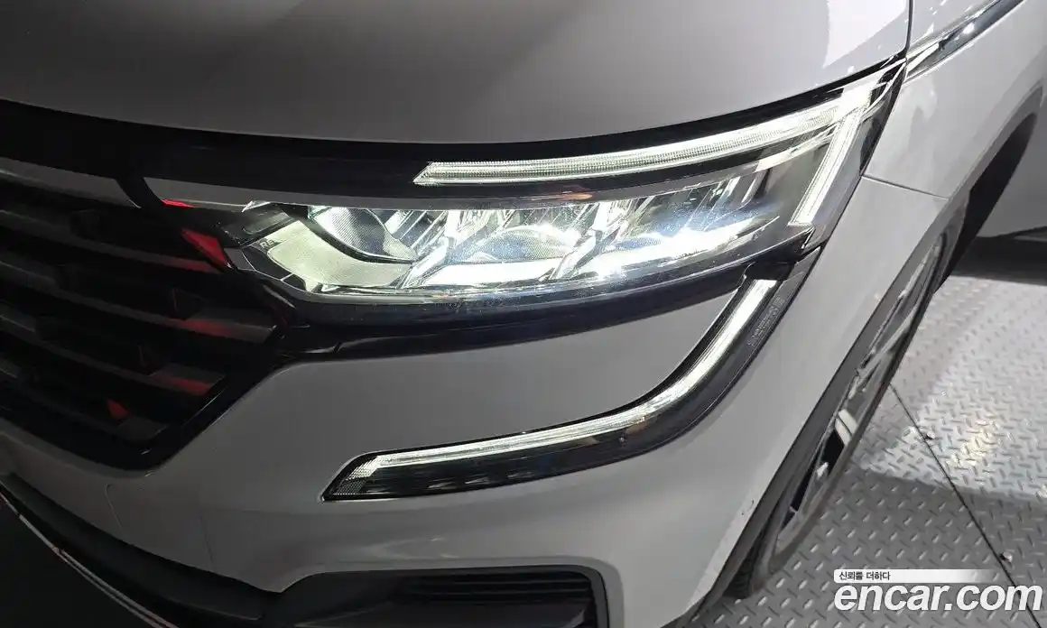 Renault QM6 2024 2.0 гидро, фото 8