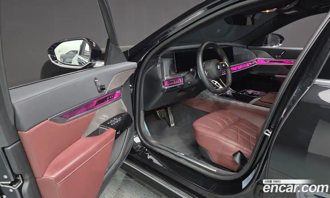 BMW 7-Series 2024 3.0 гидро, фото 13