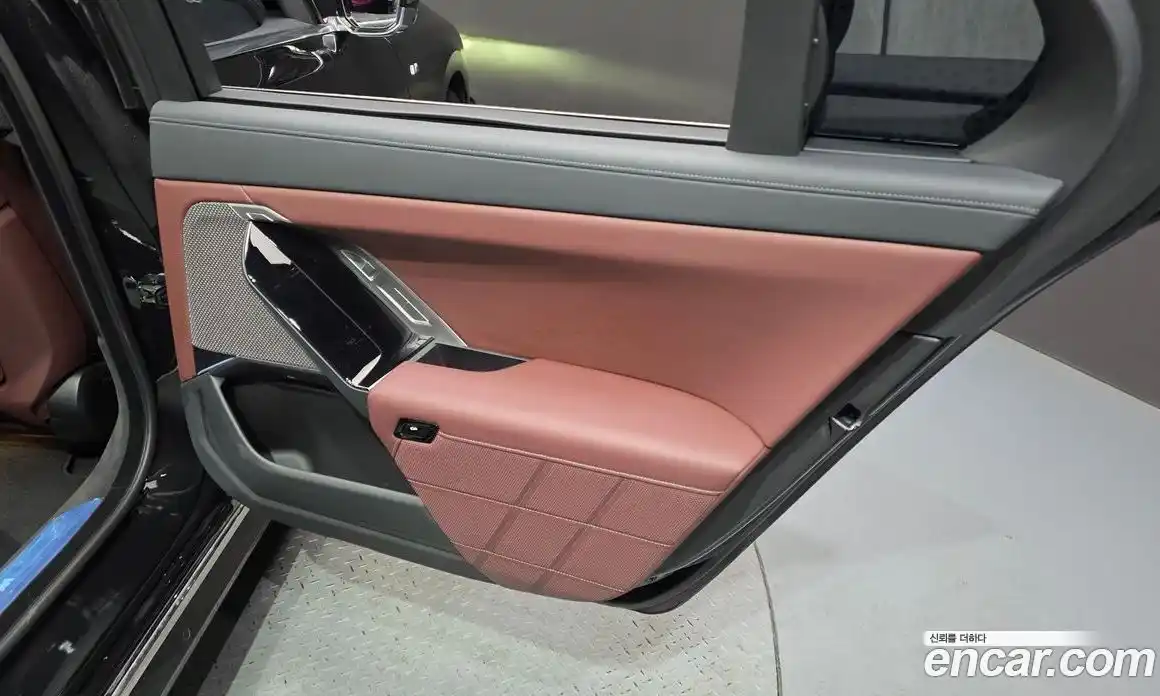 BMW 7-Series 2024 3.0 гидро, фото 15