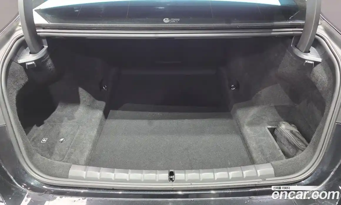 BMW 7-Series 2024 3.0 гидро, фото 25