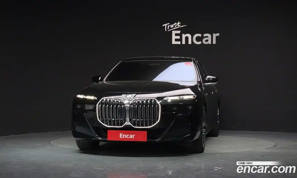 BMW 7-Series 2024 3.0 гидро, фото 3