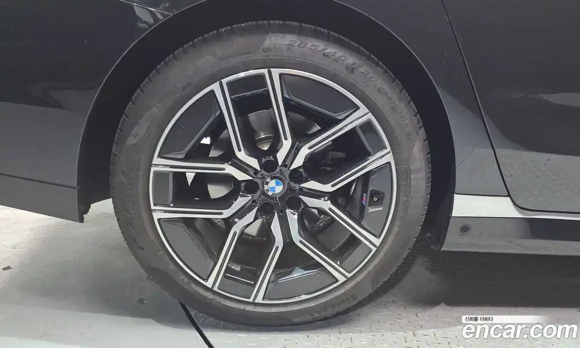 BMW 7-Series 2024 3.0 гидро, фото 5