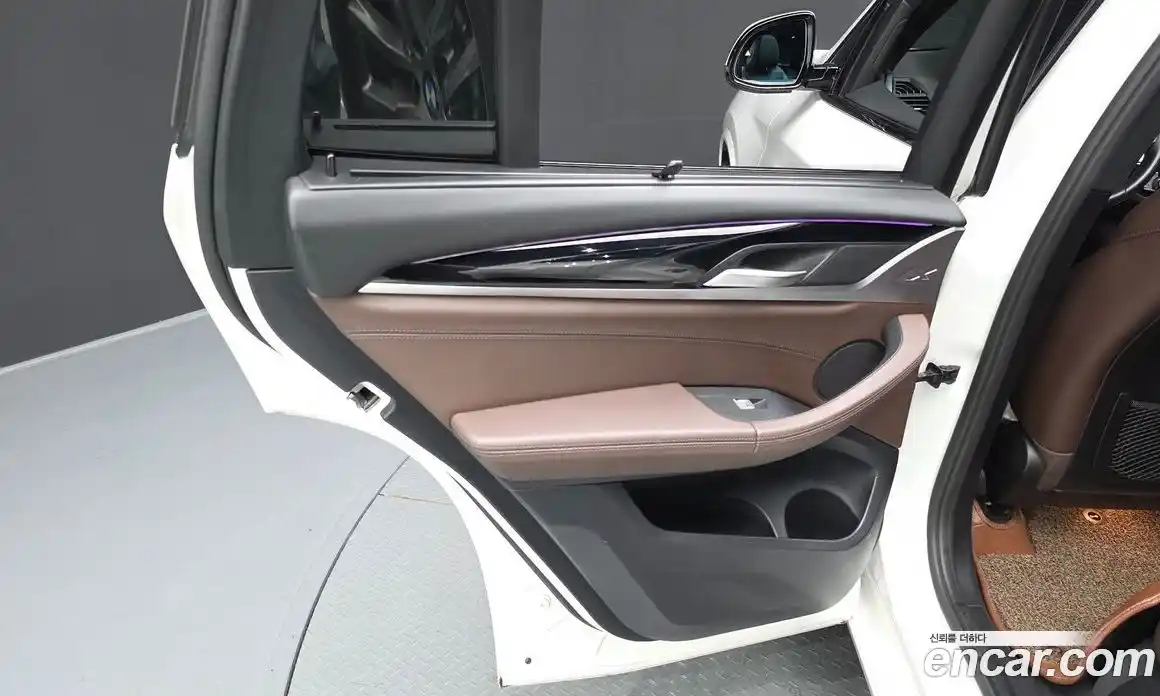 BMW X3 2019 2.0 автомат (гидро), фото 15