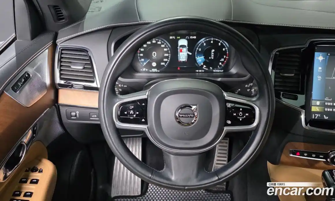 Volvo XC90 2018 2.0 автомат (гидро), фото 19