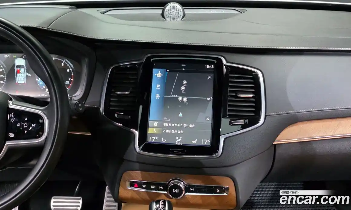 Volvo XC90 2018 2.0 автомат (гидро), фото 20