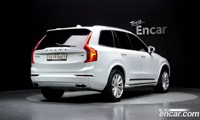Volvo XC90 2018 2.0 автомат (гидро), миниатюра 2