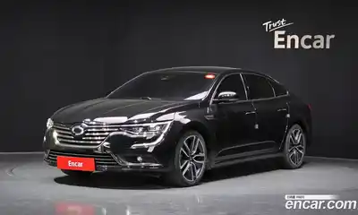 Renault SM6