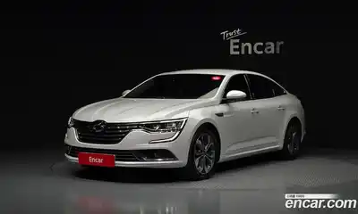 Renault SM6