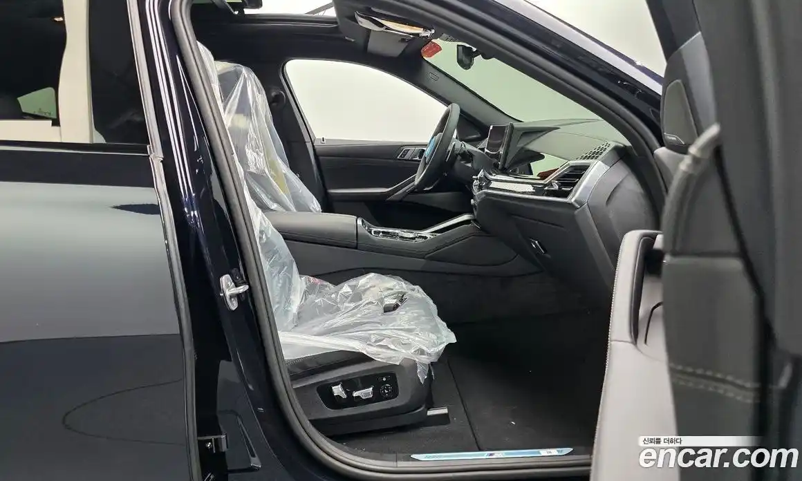 BMW X6 2026 3.0 автомат (гидро), фото 16