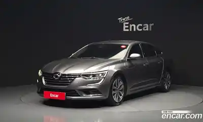 Renault SM6