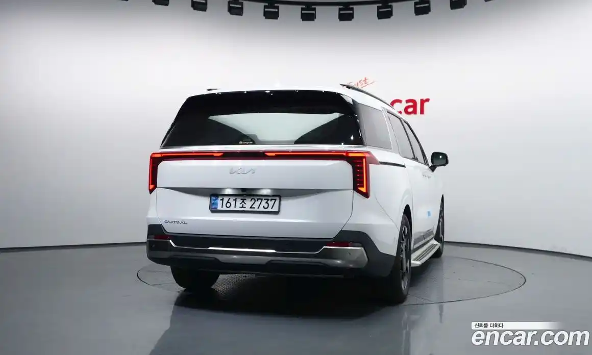 Kia Canival 2023 3.5 гидро, фото 4