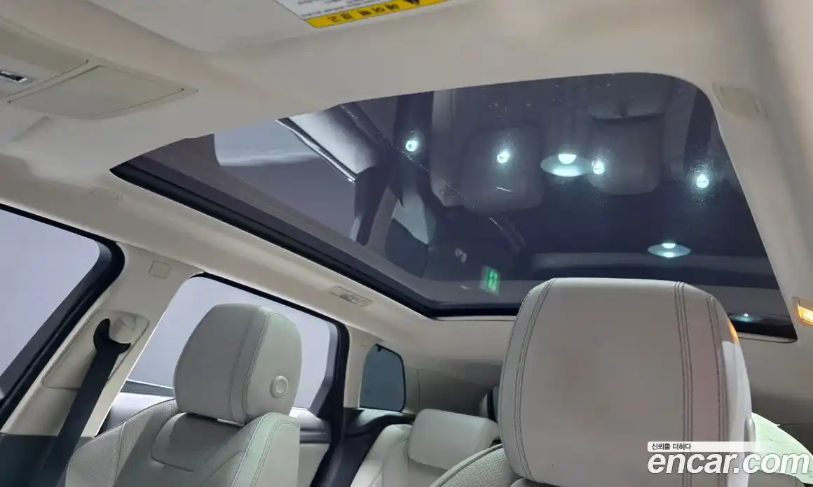 Land Rover Range Rover Evoque 2016 2.0 автомат (гидро), фото 18