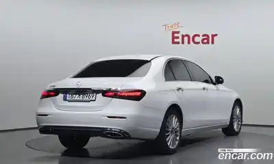 Mercedes-Benz E-Class 2023 2.0 гидро, миниатюра 2