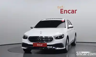 Mercedes-Benz E-Class 2023 2.0 гидро, миниатюра 3