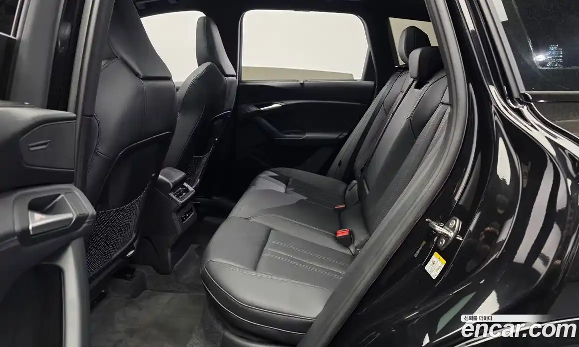 Audi Q6 e-tron 2025 0.2 автомат (гидро), фото 16