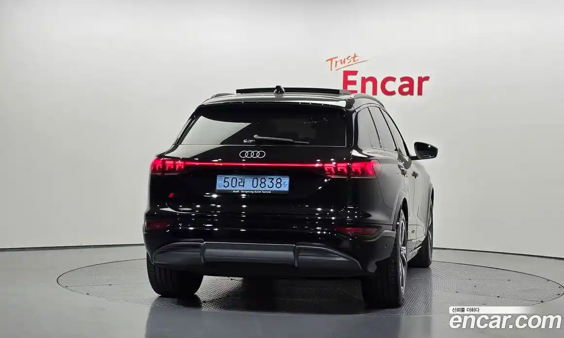 Audi Q6 e-tron 2025 0.2 автомат (гидро), фото 4