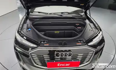 Audi Q6 e-tron 2025 0.2 автомат (гидро), миниатюра 6