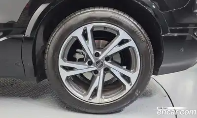 Audi Q6 e-tron 2025 0.2 автомат (гидро), миниатюра 7