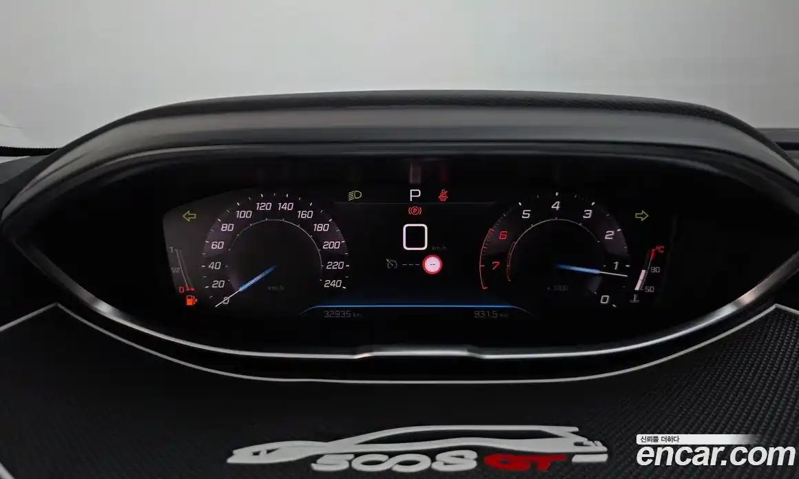 Peugeot 5008 2022 1.2 автомат (гидро), фото 11